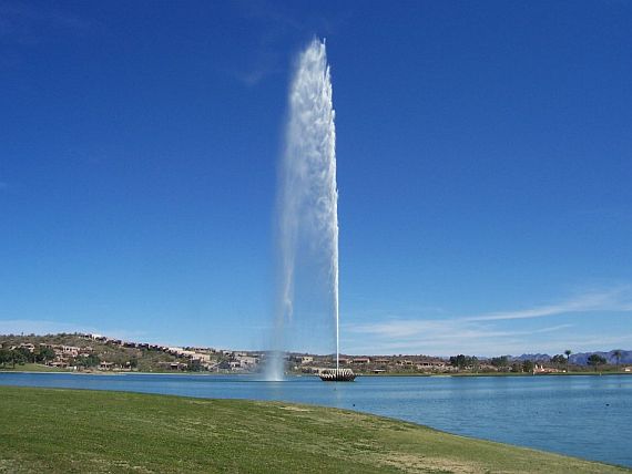 Самый высокий фонтан в мире Фахда